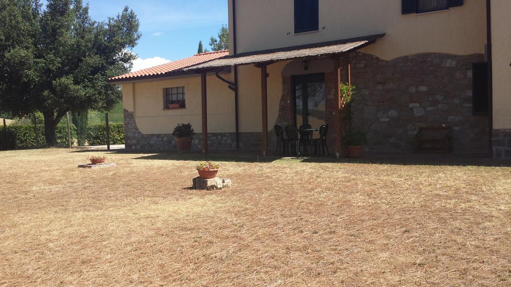 Agriturismo Podere Selvette カンパニャーティコ エクステリア 写真