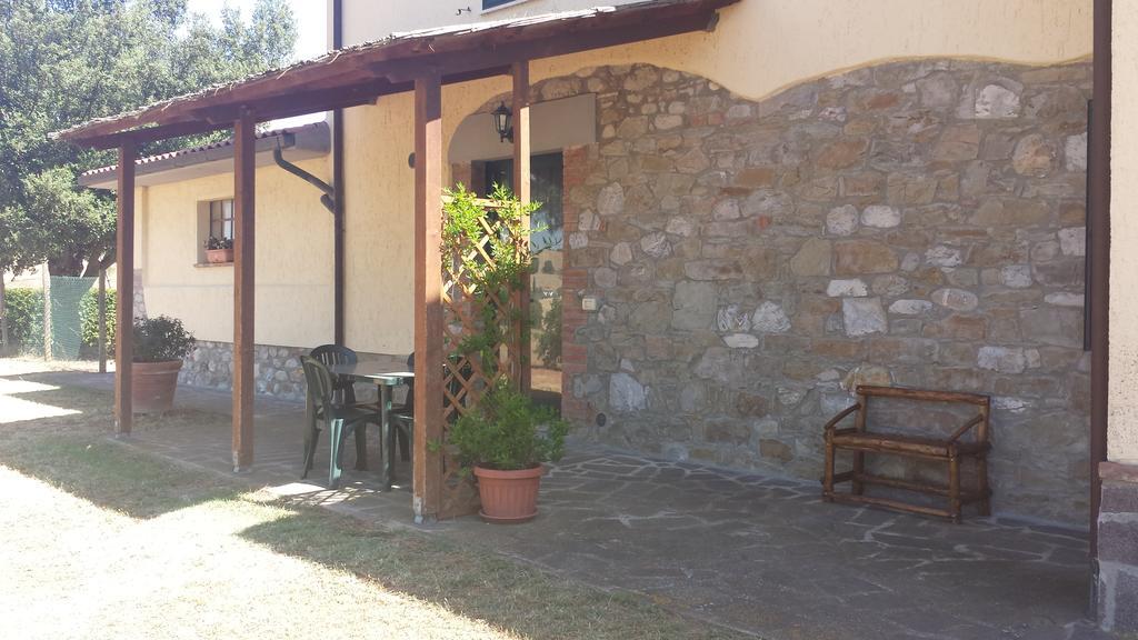 Agriturismo Podere Selvette カンパニャーティコ エクステリア 写真