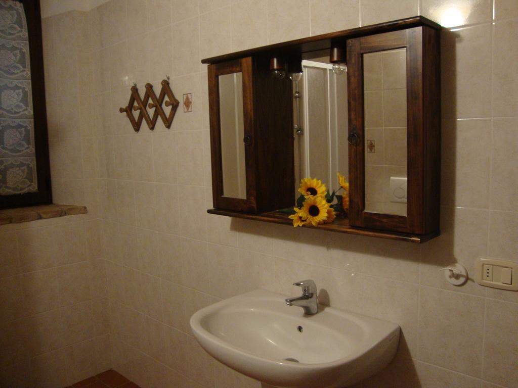 Agriturismo Podere Selvette カンパニャーティコ エクステリア 写真